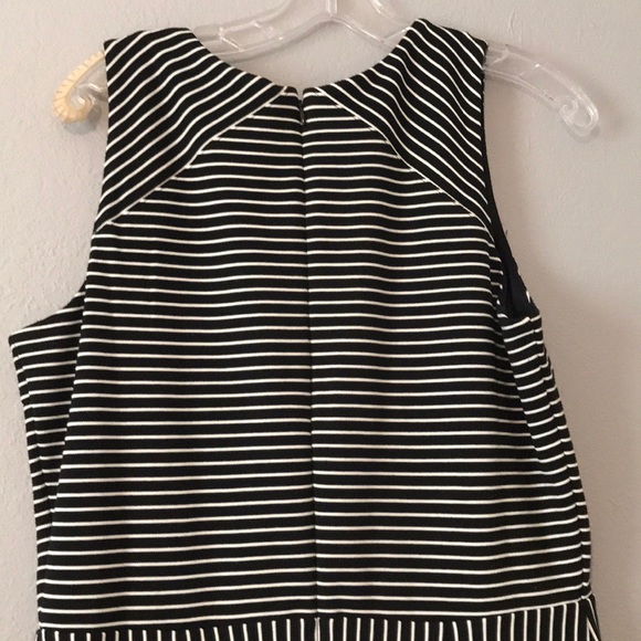 New dressy dress - Picture 4 of 4